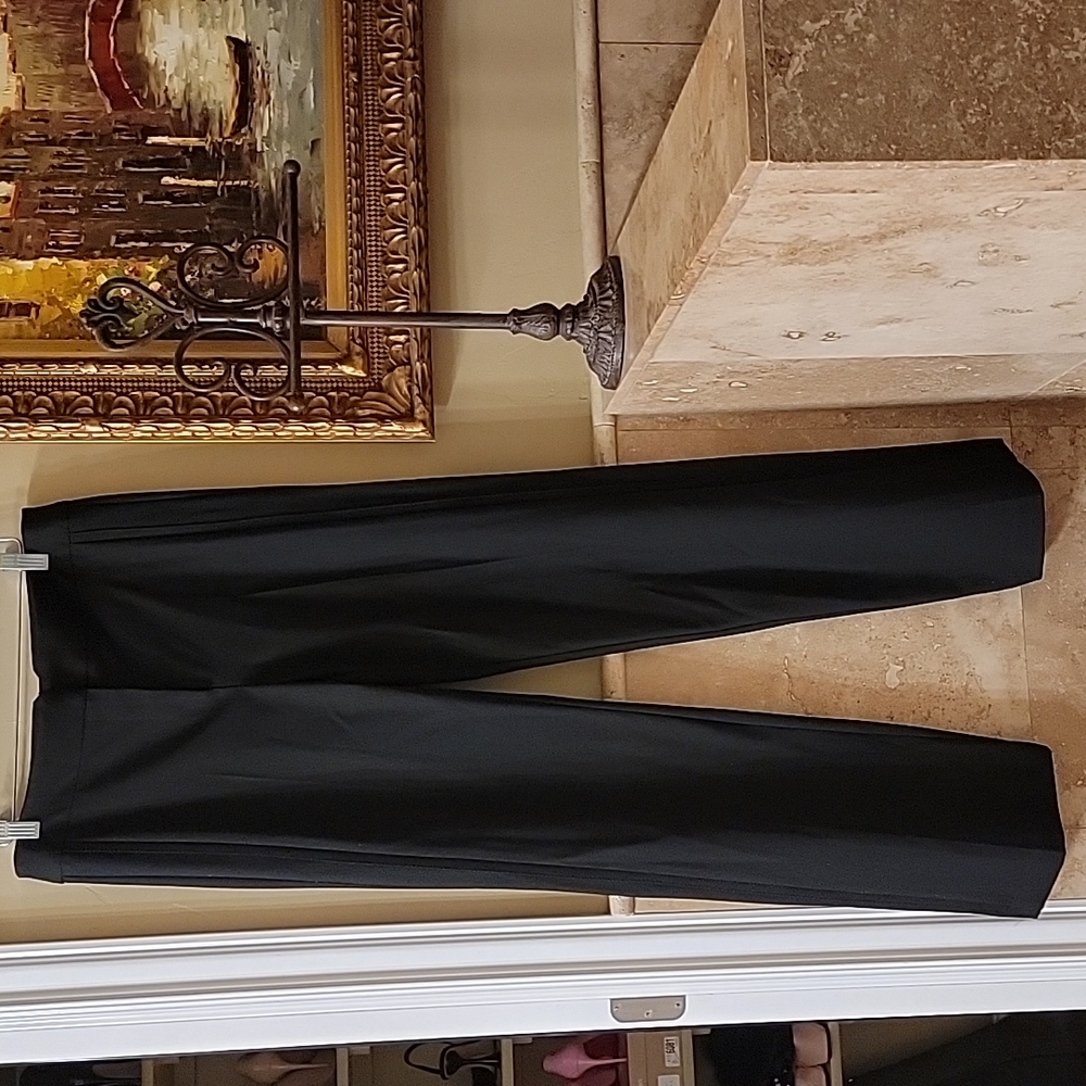 New Trina Turk classic  black  pants size 6